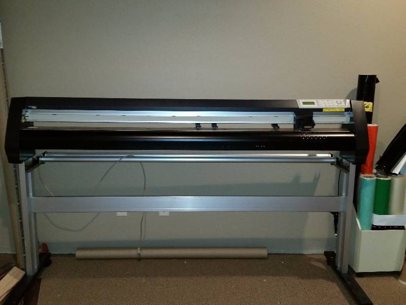 Cortadora de vinilo Vinyl Express modelo Q160 de 64" + 2 años de garantía