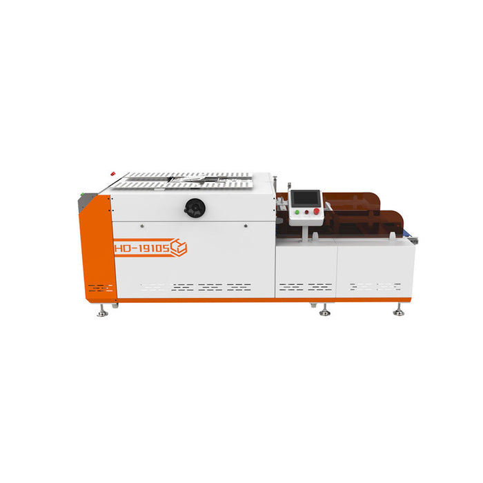 Máquina automática para doblar y embolsar prendas