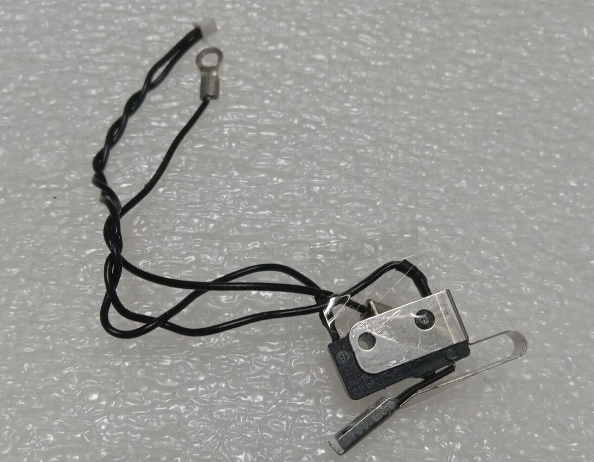 Microinterruptor (sensor) - Para las series HP DesignJet T920 / T1500 / T1600 / T2500 / T2600 / T3500 (CR357-67080)