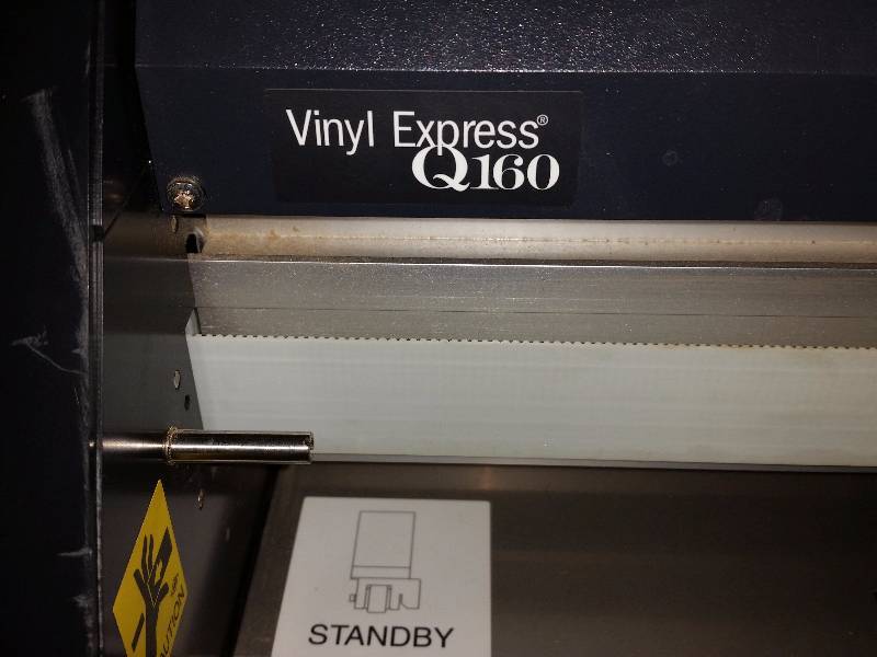 Cortadora de vinilo Vinyl Express modelo Q160 de 64" + 2 años de garantía